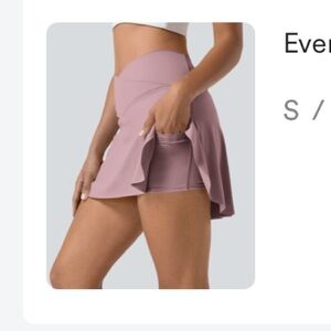 NWOT. Halara Everyday SoftlyZero™ Airy Crossover 2-in-1 Mini Tennis Skirt.Small